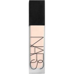 NARS Natural Matte Longwear Foundation Oslo